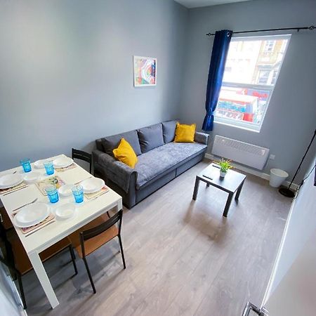 Stylish 1 Bedroom Flat In Wood Green Londra Exterior foto