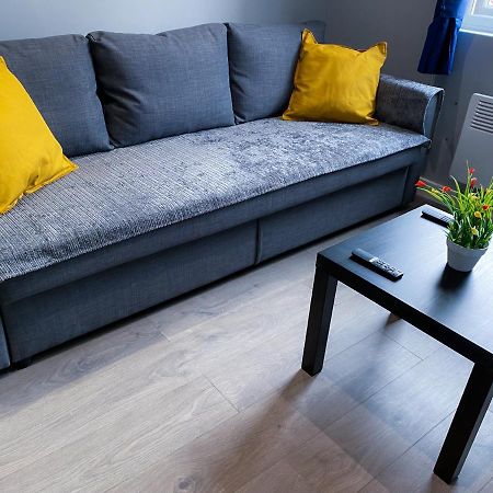 Stylish 1 Bedroom Flat In Wood Green Londra Exterior foto
